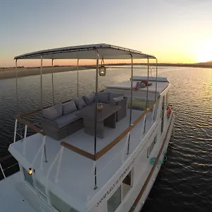  Botel Barco Casa Fuzeta