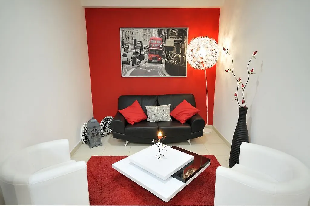 Studio 17 By Atlantichotels - Al Portimão 3*,
