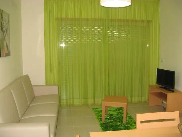 Studio 17 By Atlantichotels - Al Portimão 3*,